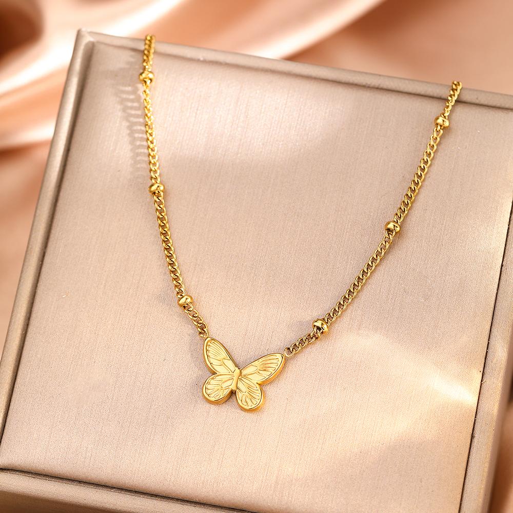 Stainless Steel Butterfly Pendant Collarbone Chain Elegant Temperament Personalized Necklace For Women Jewelry Creative Gifts
