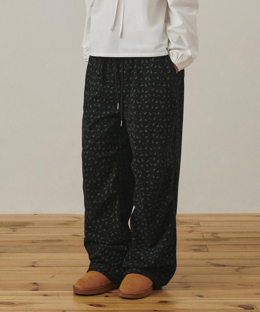 BELLOL Flower Pintuck Pants Black