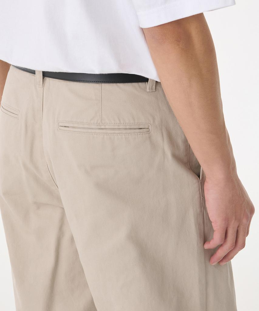 MUSINSA STANDARD Reverse One-Tuck Regular Fit Chino Pants [Light Beige]