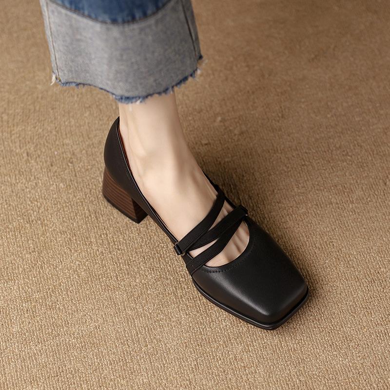 French Retro Mary Jane Shoes Women's Brown Autumn 2025 New Mid-heel Square Head Light Mouth Single Shoes