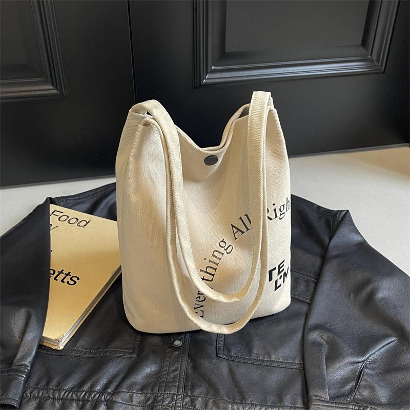 Холщовая сумка женская большая вместимость 2024 новая осень досуг популярная в этом году, сумка через плечо сумка-ведро