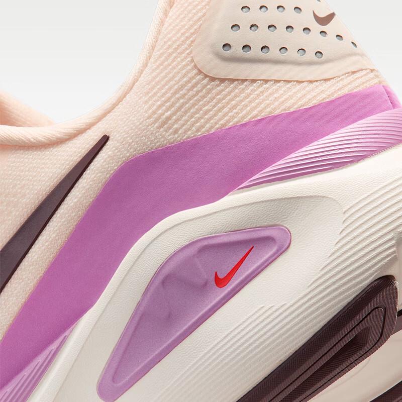Nike Женские беговые кроссовки Structure 26