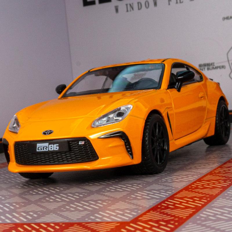 uwhpc2 1/28 Toyota GR86 Alloy Sports Car Model Diecasts Metal Track Racing Vehicles Car Model Simulation Sound and Light Kids Toys Gift
