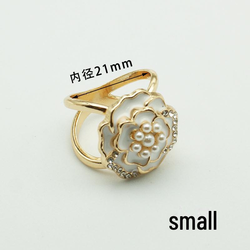 «Шарф и пряжка для пальто из жемчужного шелка — высококачественный корейский аксессуар двойного назначения»