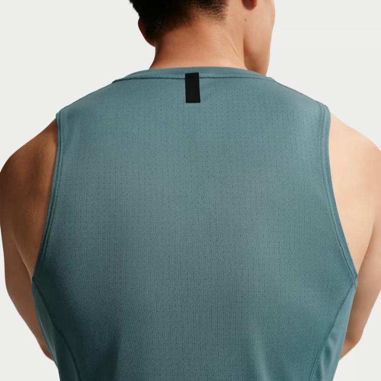 Nike Мужские майки Dri Fit Цвет: Минеральный сланец/Зеленый Основной цвет: Круглый вырез Средний IF2806-382