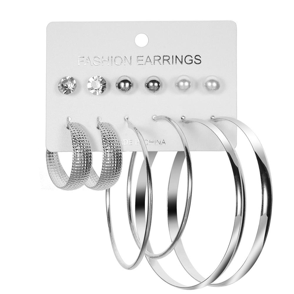 Европейская и американская мода: Комплект из 6 пар эффектных серег в форме буквы С