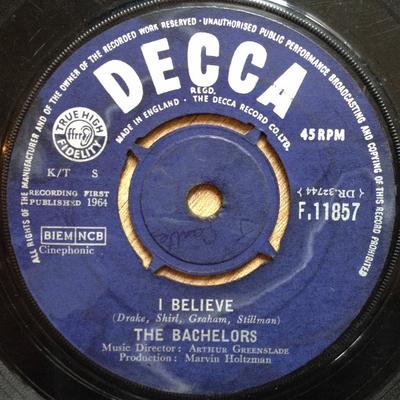 7-дюймовая пластинка BACHELORS - I Believe F11857 Decca 1964 Великобритания Поп Б/У
