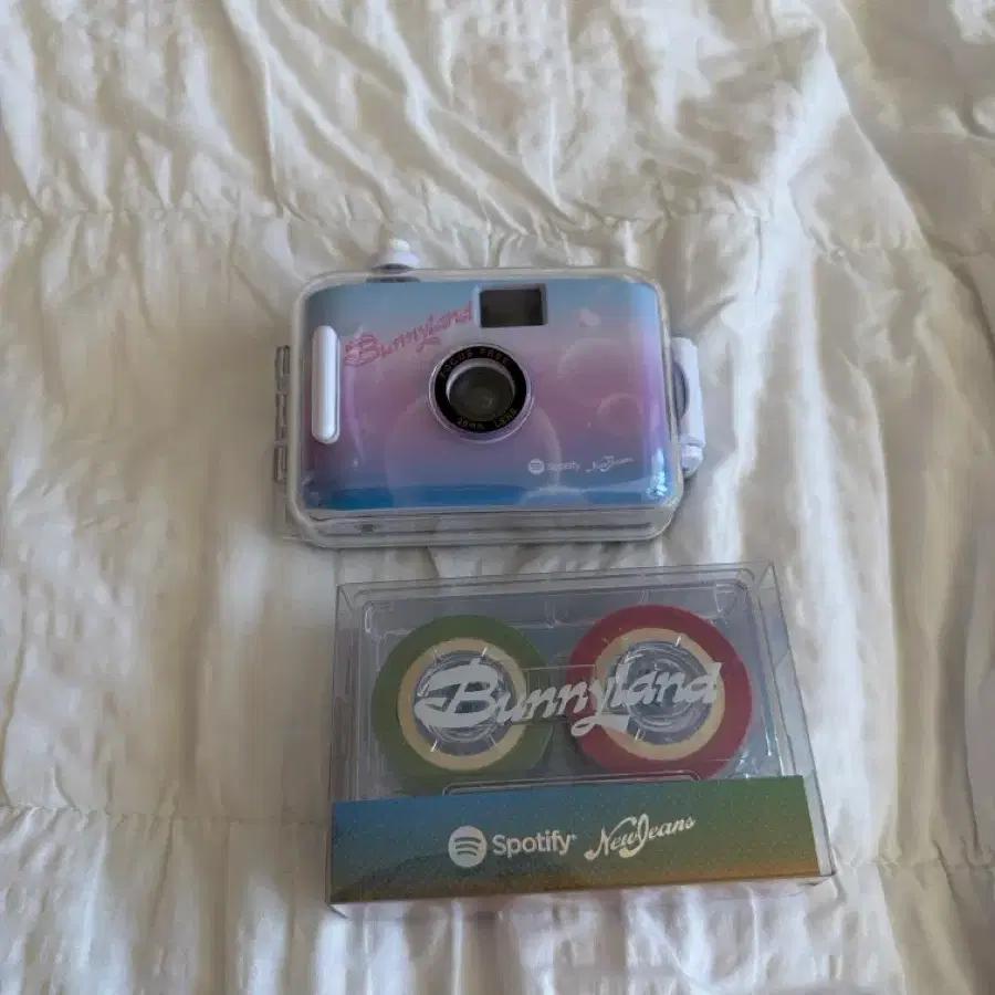 NEW JEANS, Barneyland, Sportify Camera & Tape