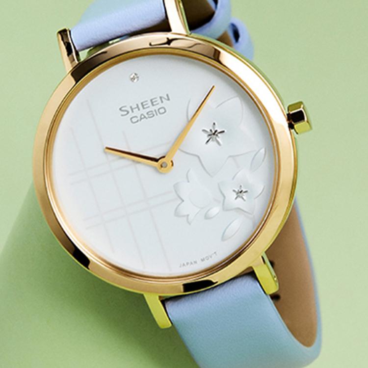 Casio Женские часы SHEEN Белые SHE-C140GL-2AUPFH-person