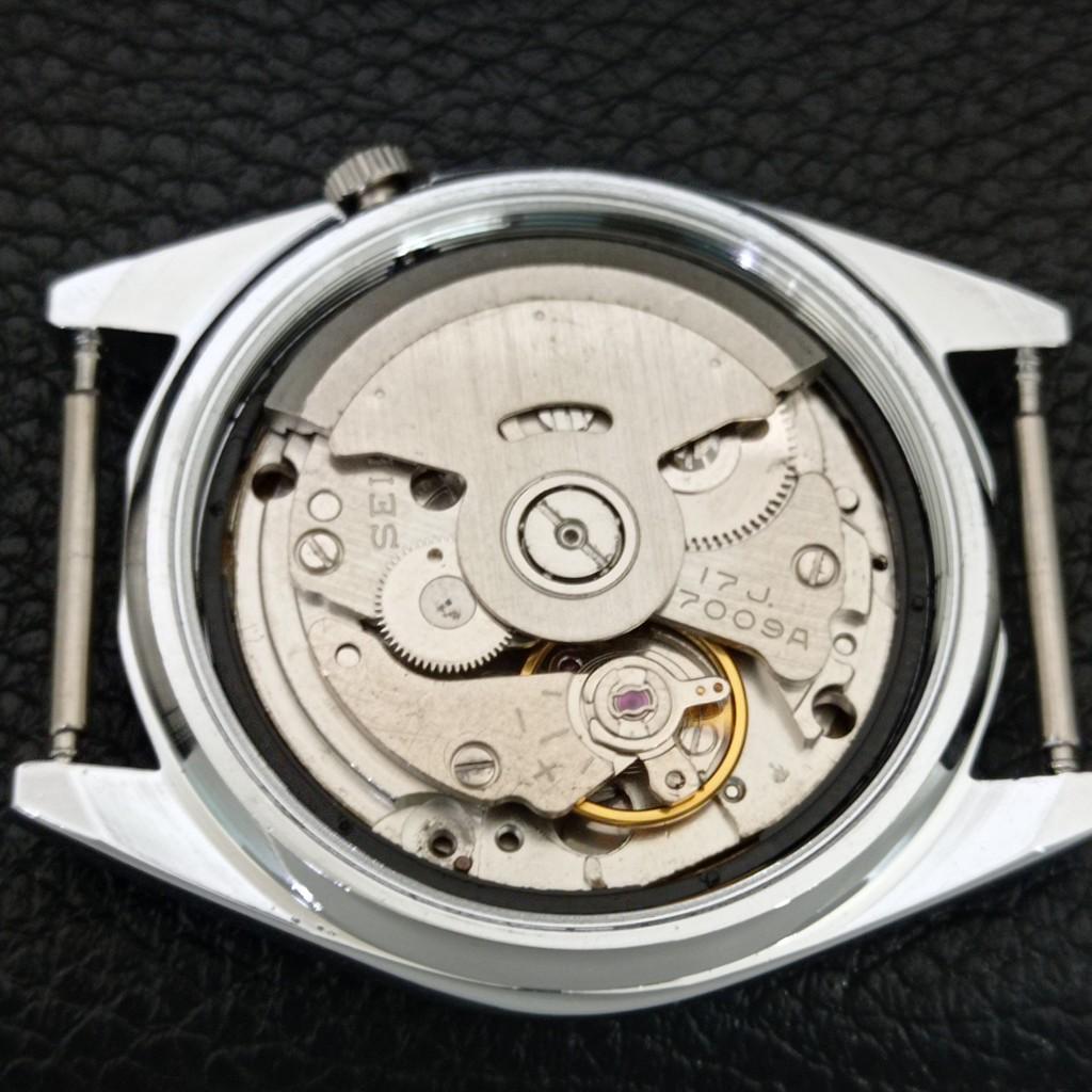 ЯПОНСКИЕ ВИНТАЖНЫЕ ОТРЕМОНТИРОВАННЫЕ МУЖСКИЕ АВТОМАТИЧЕСКИЕ ЧАСЫ SEIKO 7009A БЕЛЫЙ ЦИФЕРБЛАТ a445847-1