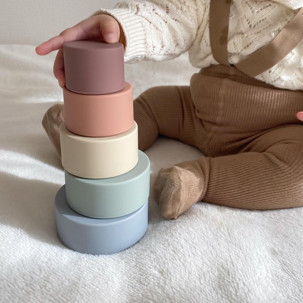 Fika Stacking Cups, Silicone, Dishwasher and Boiler Safe, Meets Food Sanitation Standards, Muted Colors, Supervised by a Kobe-based Nursery Teacher