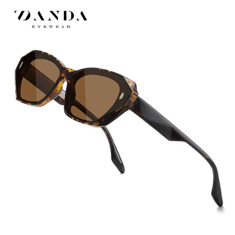 Trendy and Unique Women's Cat-Eye Irregular Polarized Sunglasses BC9103Adjustable plate temple arms