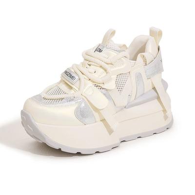 Женская обувь – Кроссовки