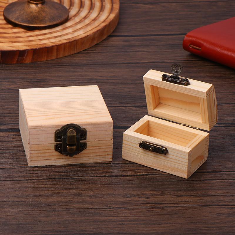 Simple Unfinished Log Color Wooden Watch Box DIY Pine Wood Treasure Chest With Locking Clasp Hinged Lid Jewelry Storage Box