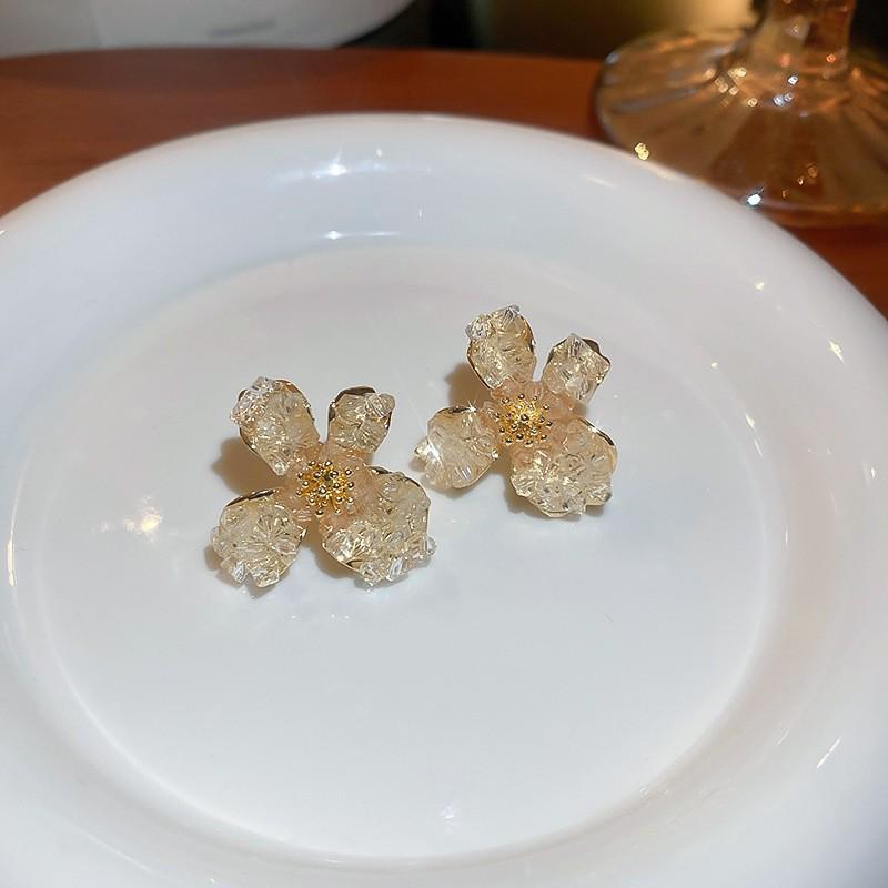 Silver Needle Crystal Flower Butterfly Earrings New Popular Earrings Fashion Light Luxury High-end Earrings