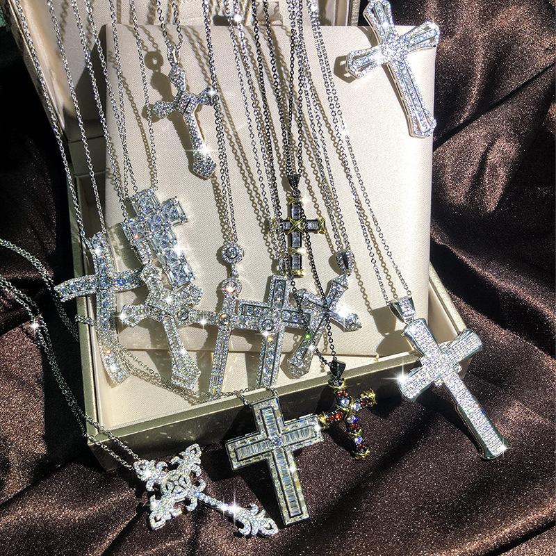 Модное подвесное ожерелье в стиле креста Милый женский кристалл Zircon AAAAA+ Ожерелье-чокер Кресты на шею для женщин