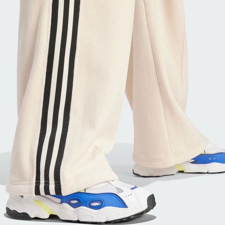 adidas Женские спортивные штаны Originals Premium Beckenbauer Luxe с тремя полосками и эластичным поясом Wonder-White IY2911
