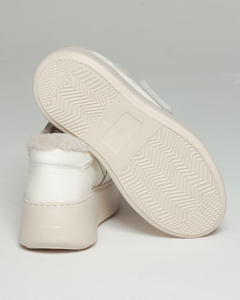 Кроссовки зимние на платформе Tucino 72101 37 молочные кожа