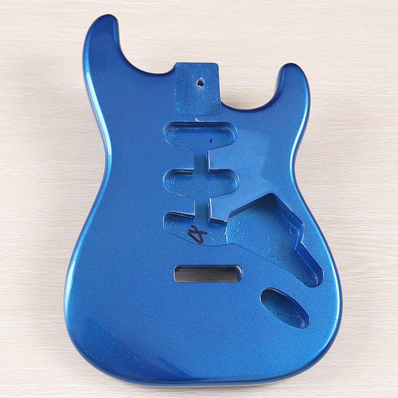 Metallic Blue Glossy Poplar Electric Guitar Body with Three Single-Coil Pickups for DIY Modification