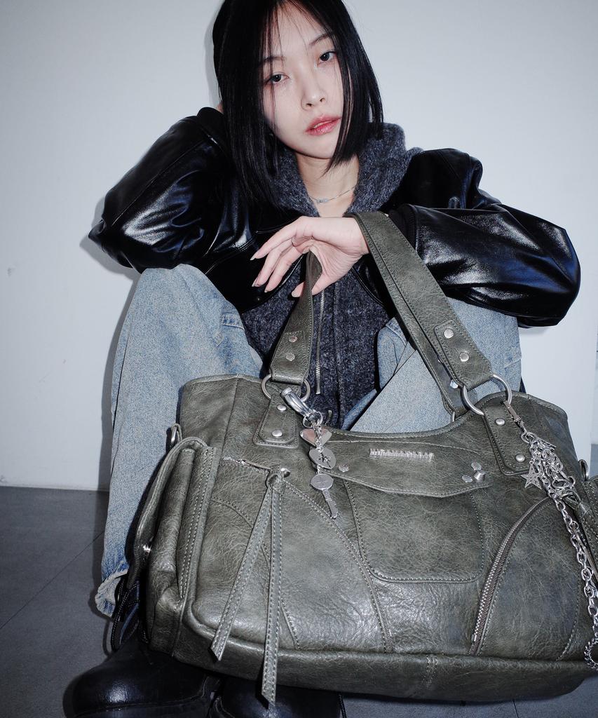 Iugamakaras Studded Leather Shoulder Bag (Khaki)