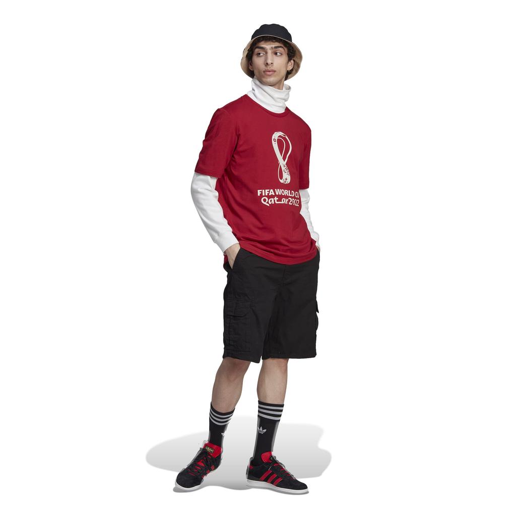 adidas Футболка с коротким рукавом Soccer с графикой FIFA World Cup TK911 Active Maroon S 2022(TM) Мужской (HD6366)