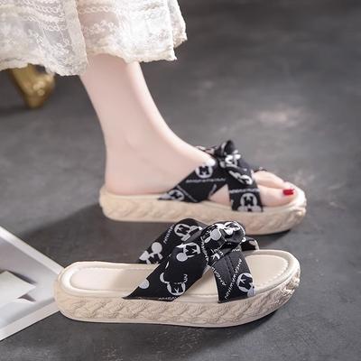 Тапочки на плоской подошве с мягкой подошвой для летней верхней женской одежды Новогодние модели для беременных Нескользящие универсальные пляжные сандалии с бантом