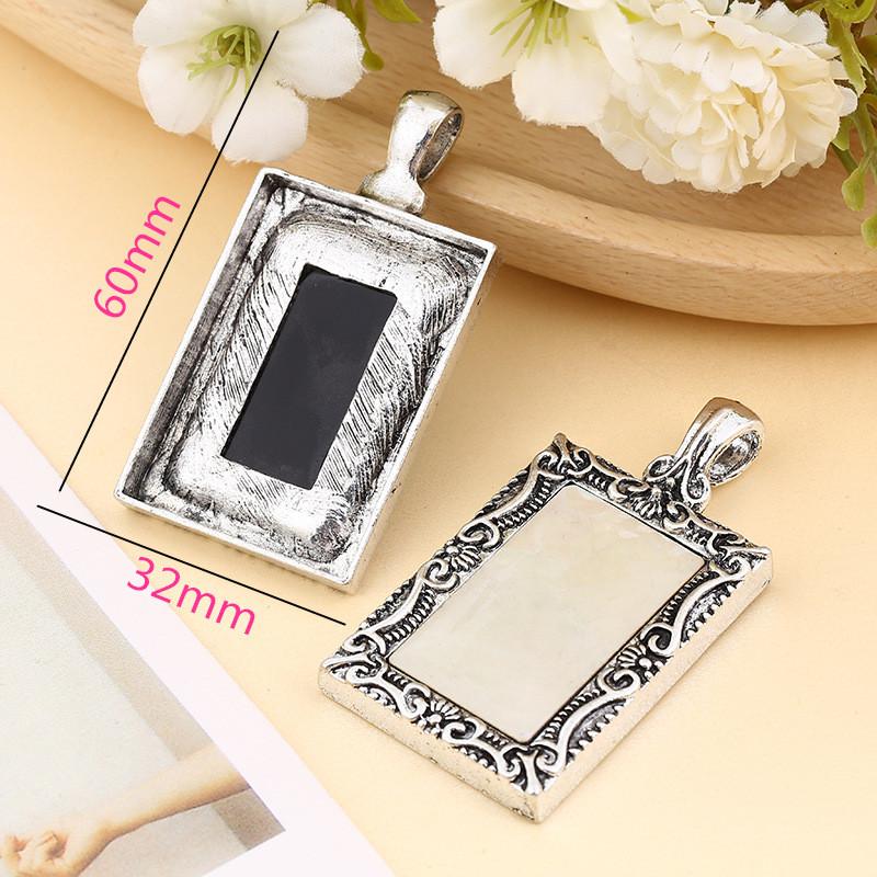 Shell Pendant Necklace With Geometric Embedding For Fashion Jewelry Crafts