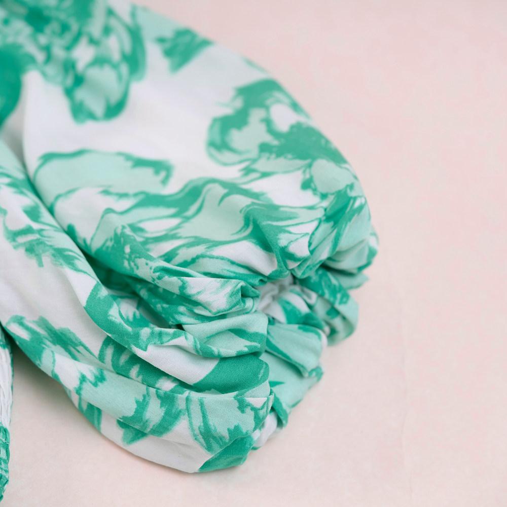 Женское летнее платье с высокой талией и коротким рукавом в богемном цветочном стиле