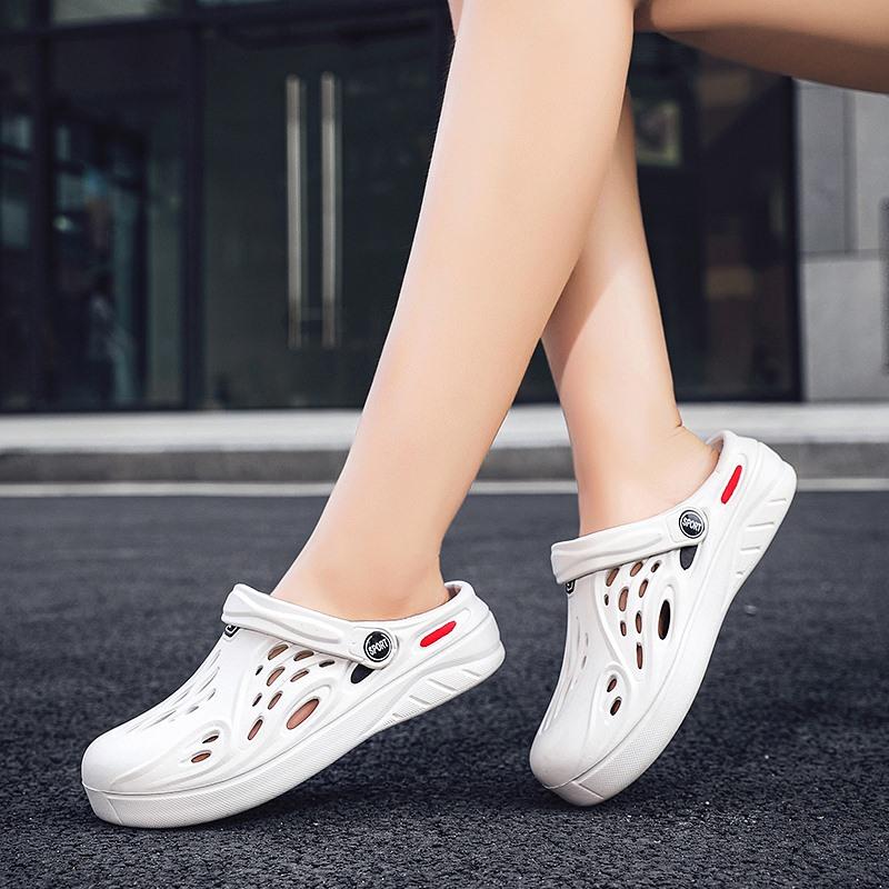 Summer Fashion Beach Sandals Couple Casual Breathable Slippers Men Garden Shoes