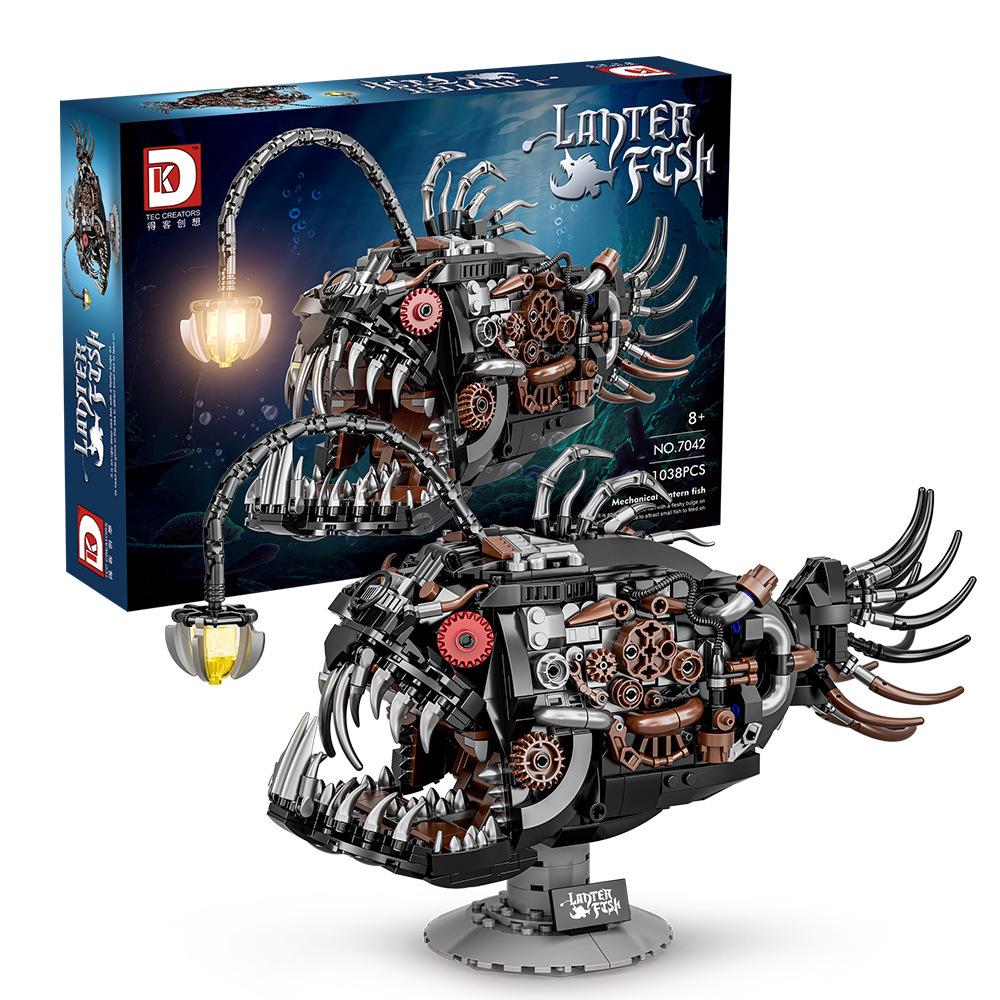 Deco 7042 Mechanical Lanternfish Building Block Model with Lights – Advanced Toy for Boys & Adults