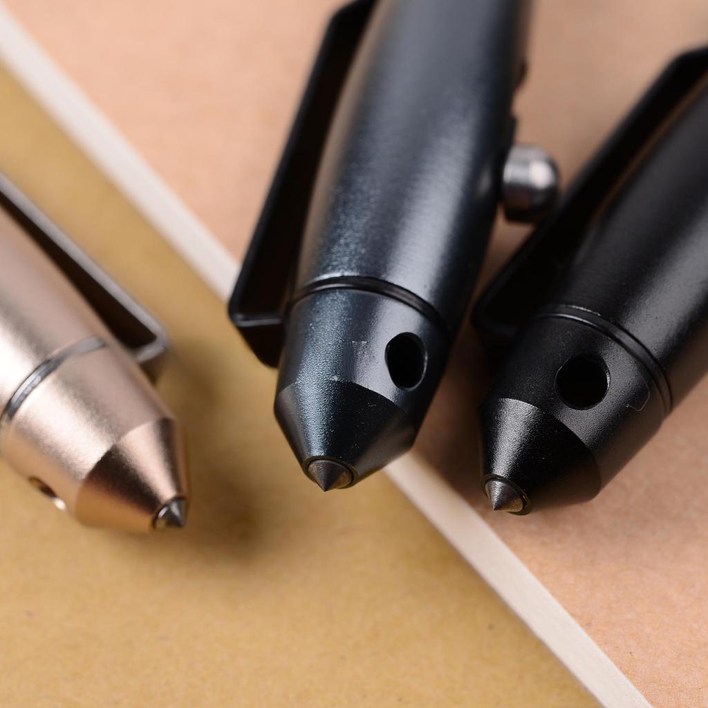 Тактическая алюминиевая ручка с болтовым затвором и стеклобоем из вольфрамовой стали — идеально подходит для самообороны, в качестве делового подарка и использования в офисе.