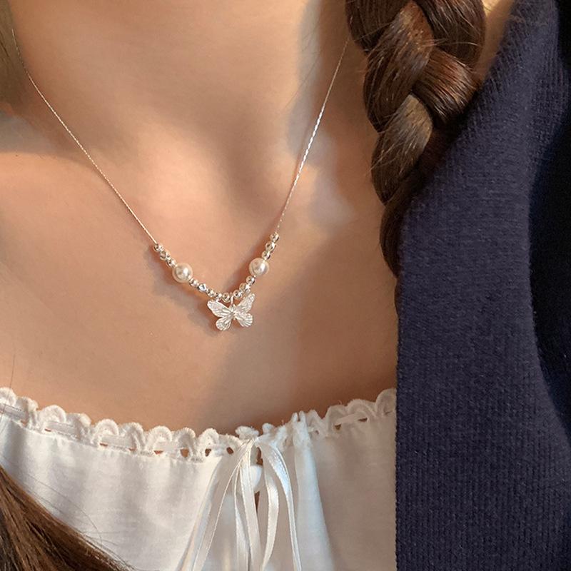 Ожерелье-чокер с подвеской в виде жемчужной бабочки - Французский ретро-стиль для женщин