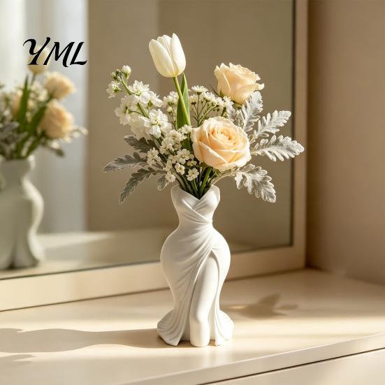 Decorative Floral Arrangement Pot Elegant Dress Shaped 3D Printed Vase, Modern Minimalist Sculpture for Paintbrush Holder Stand Home Decor,