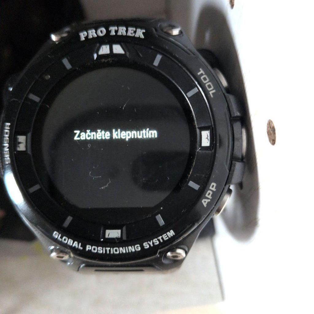 Подержанные умные часы Casio Outdoor PRO TREK Smart Инициализированы