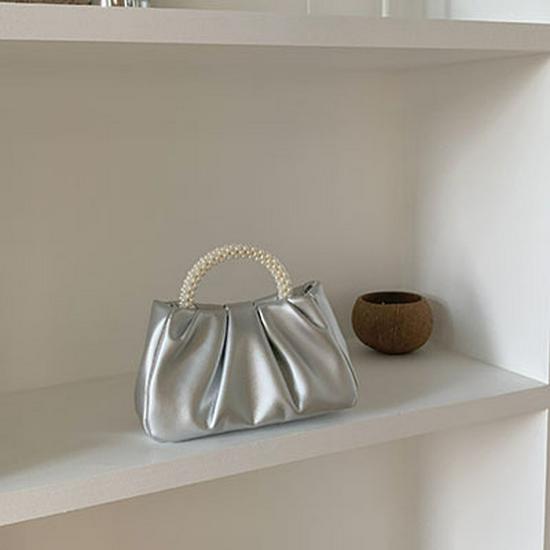 Высококачественная французская плиссированная жемчужная сумка - нежная сумка-облако через плечо для женщин