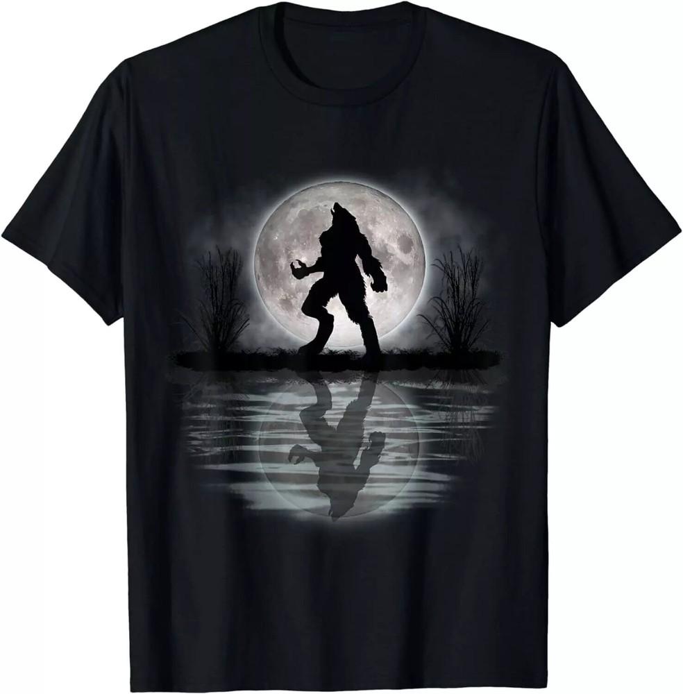 Werewolf Under A Full Moon Howling Tee Scary T-Shirt