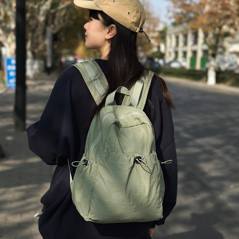 Однотонный плиссированный рюкзак для мужчин, легкий дорожный рюкзак, женская школьная сумка