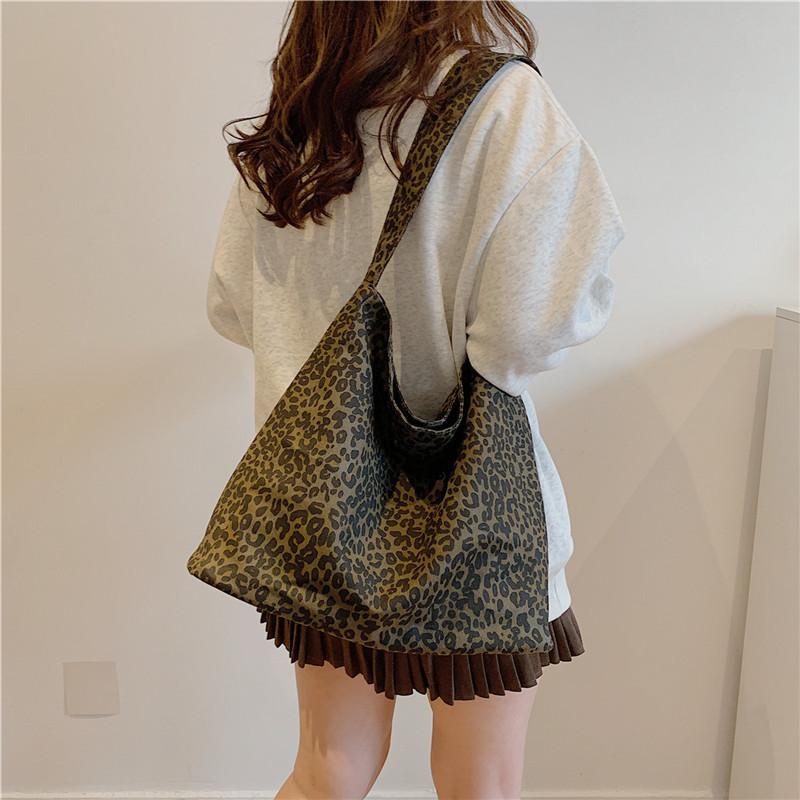 Leopard Print Bag Women's Large Capacity 2025 New Autumn and Winter Leisure Canvas Shoulder Shopping Bag Class Commuter Tote Bag