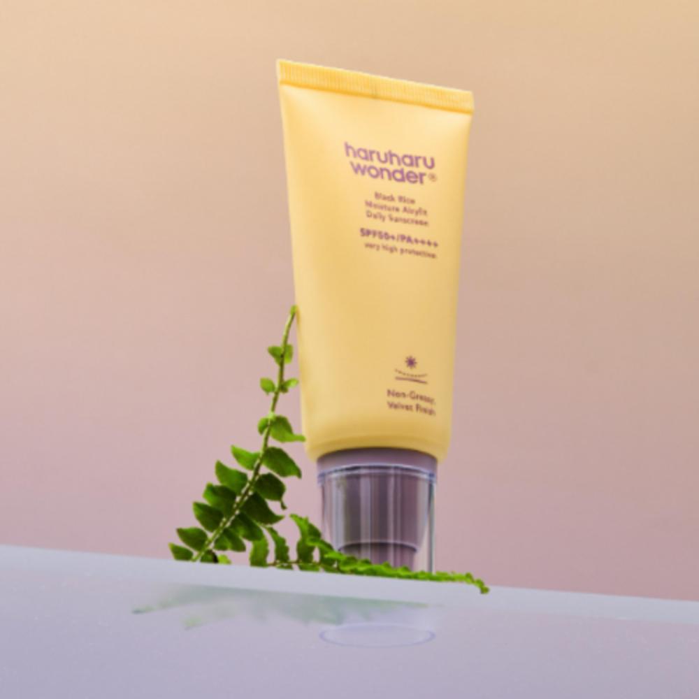 HARUHARU WONDER Органический чай Airy Fit Daily Sunscreen с экстрактом черного риса, 50 мл, 2 шт.
