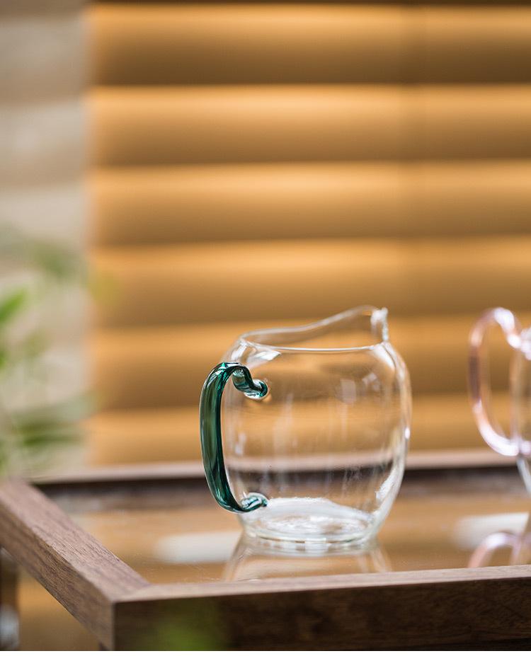 Японская утолщенная прозрачная чашка Гун Дао: Стеклянный кувшин для подачи с боковой ручкой для чая кунг-фу
