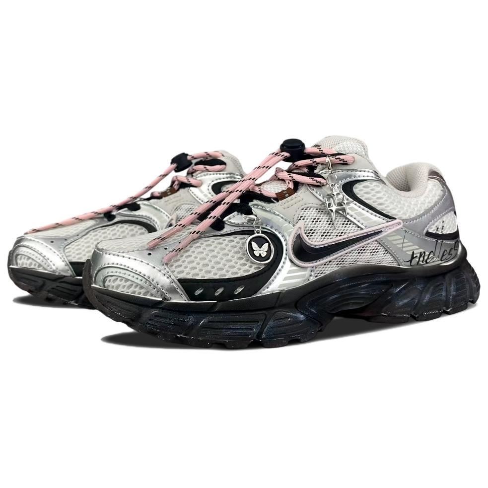 Nike V5 RNR Устойчивые к истиранию Дышащие Устойчивые к истиранию Дышащие Низкие Беговые кроссовки Женские Серебристый Розовый HQ7901-102(Команда401-ЛД)