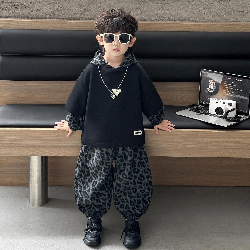 Boys' Trendy Leopard Sweatshirt Set - Autumn/Spring 2025 Fashionable Two-Piece Outfit for Toddlers