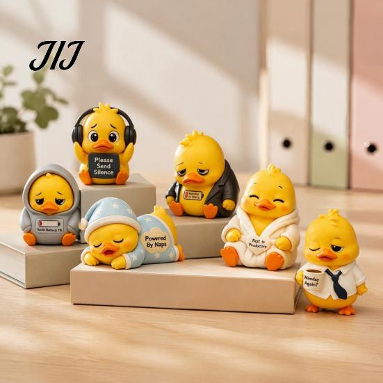 Lovely Animal Figurine Gift Emotional Support Duck Figurine, Resin Yellow Ornament, Small Statue for Bedroom Cute Home Office Desk Decor Creative