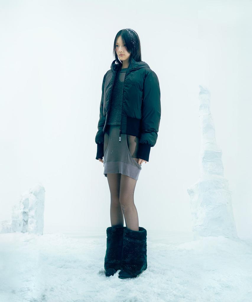 Ojos Reversible Check Padded Jacket / Black