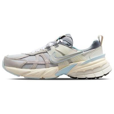 Женские кроссовки V2K Run Light Bone Metallic Platinum FZ3596-072