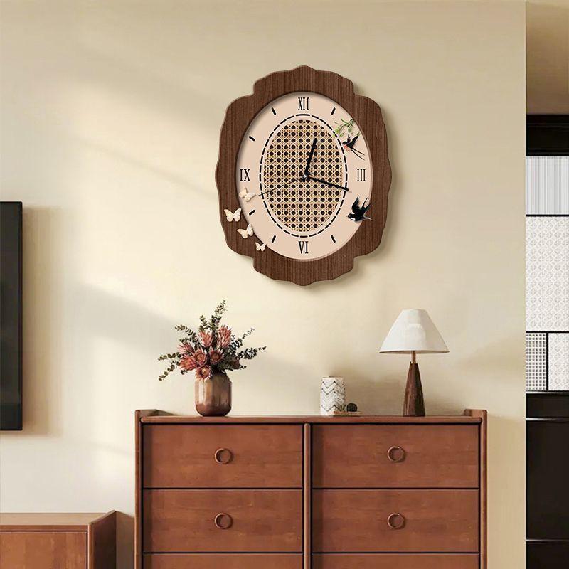 Medieval Style Wall Clock Living Room New Retro Restaurant Decoration Painting Clock Wall Hanging Creative Clock Wall Lamp Painting