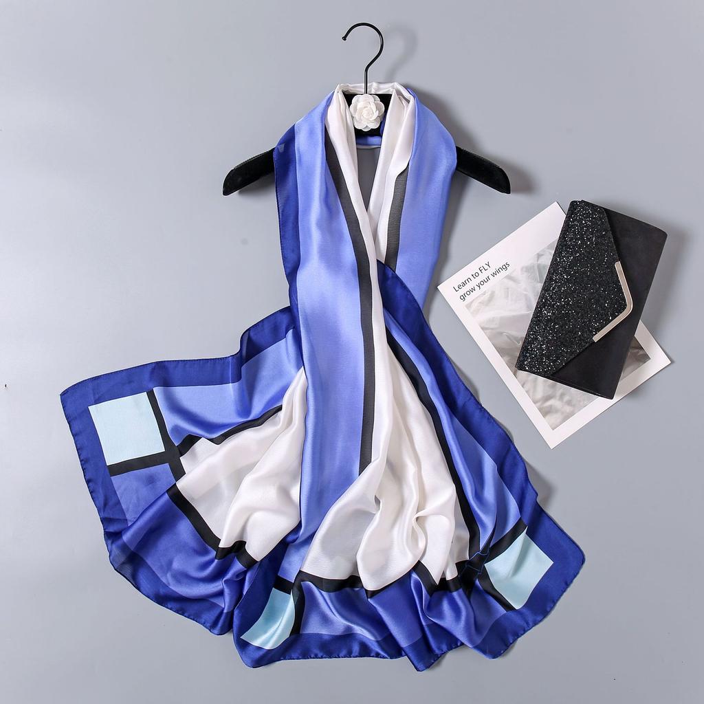 Spring and Summer New Four-leaf Clover Flowers Flowers Women Sunscreen Silk Scarf Long Shawl Seaside Holiday Sunshade Scarf