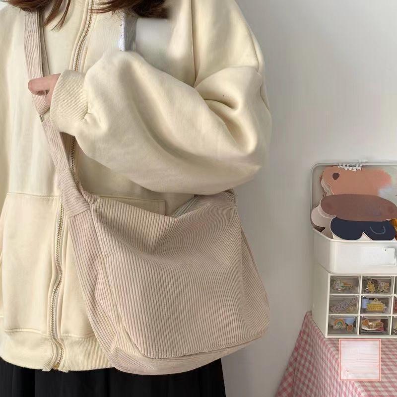 1 Pcs Casual Shoulder Bag Large Capacity Lazy Style Handbag Women Solid Color Corduroy Crossbody Bag Fashion Korean
