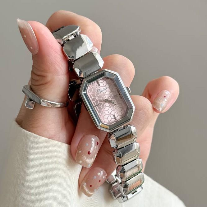 9610Kice Block Fashion Small Rock Sugar Women's Watch