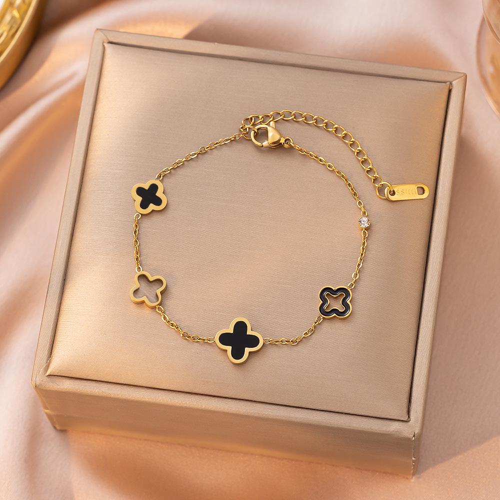 European & American Drip Oil Four-Leaf Clover Titanium Steel Bracelet - Women's Luxurious High-End Jewelry, Non-Fading